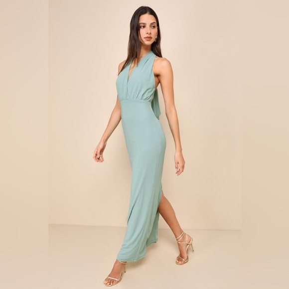 NWT LULUS sage green halter maxi dress size M - Picture 8 of 9